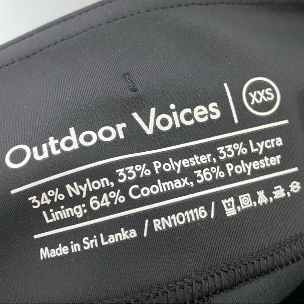 Outdoor Voices Frost Knit 7/8 Leggings in Black Reflective Rainbow - Picture 5 of 6